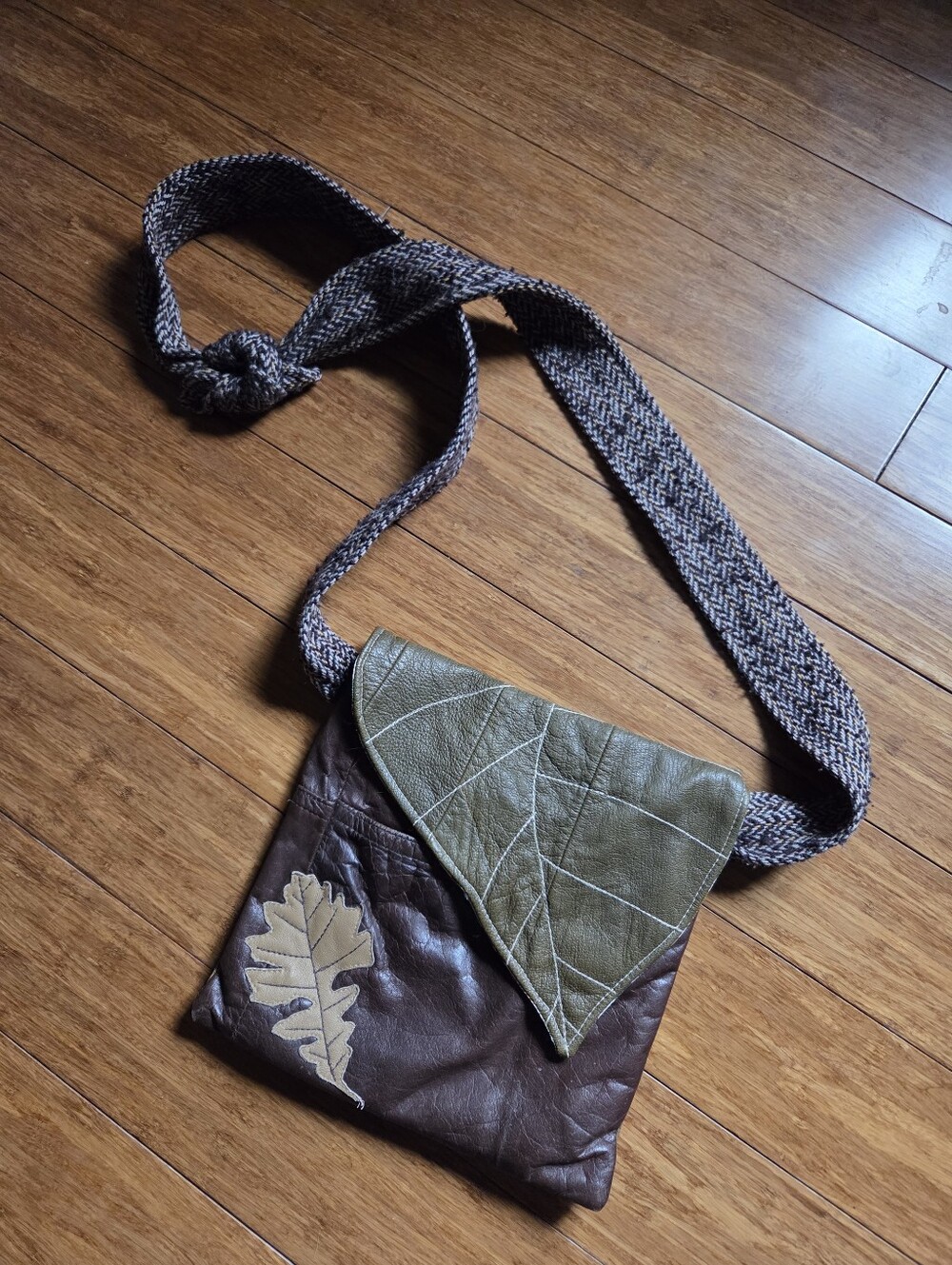 Handmade Leather Crossbody Purse Leaf Cottagecore Boho Woodland Fairy Rustic Bag